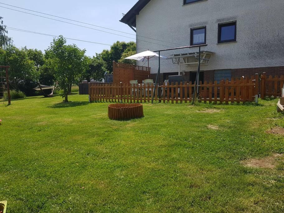 Luxem Ferienwohnung Bela, Naehe Nuerburgring מראה חיצוני תמונה