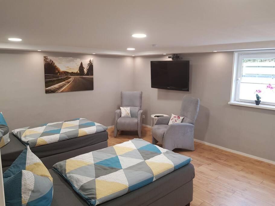 Luxem Ferienwohnung Bela, Naehe Nuerburgring מראה חיצוני תמונה